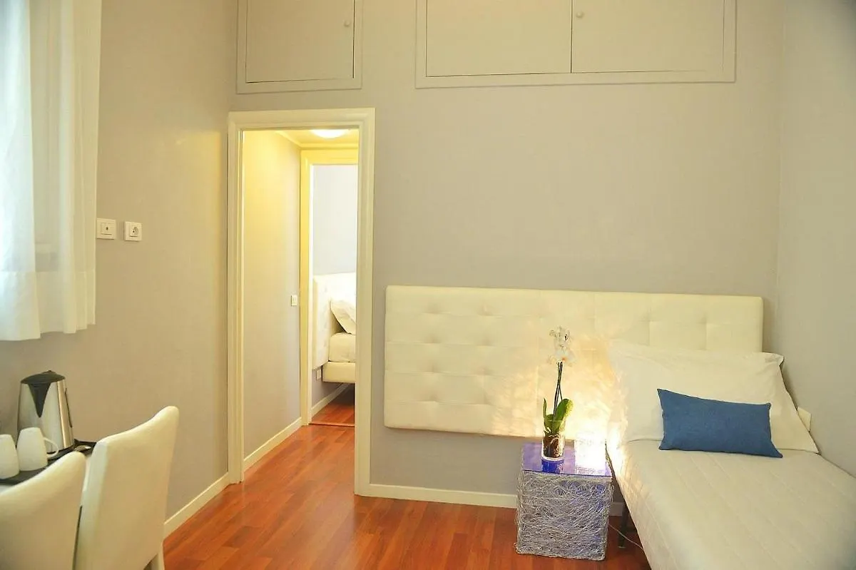 B-Cool (Adults Only) Bed & Breakfast Rome
